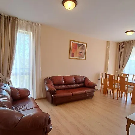 Aparthotel Seasons 3 Sluneční pobřeží