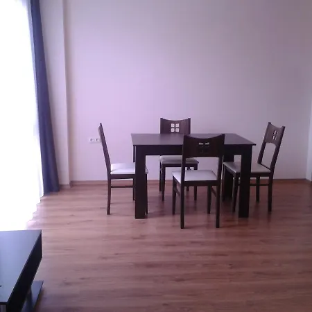 아파트호텔 Seasons 3 2*