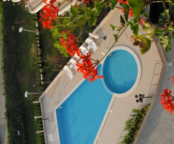 Seasons 3 Apartahotel Sunny Beach