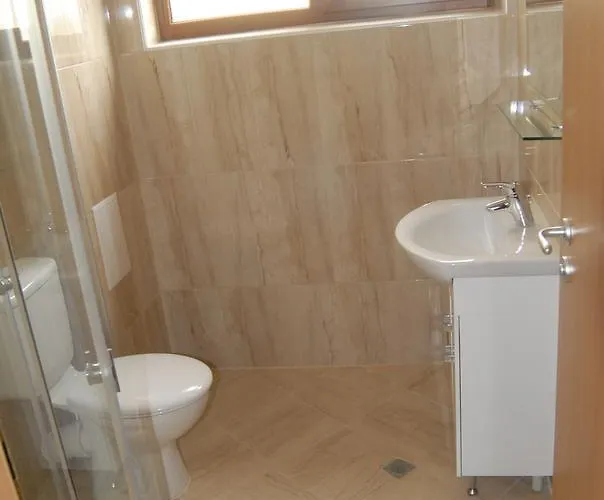 Apartahotel Seasons 3