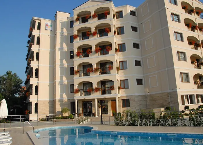 Aparthotel Seasons 3 Sunny Beach