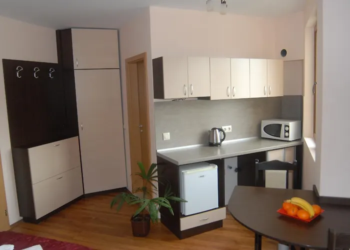 Aparthotel Seasons 3