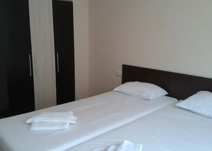 Seasons 3 2* Sunny Beach